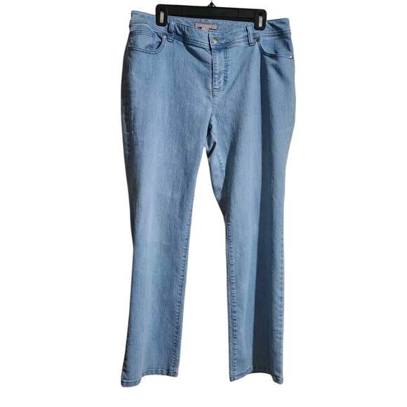 Chico's Womens Jeans Size 2 Short M Blue Light Denim Straight Leg Classic Casual - Picture 1 of 9